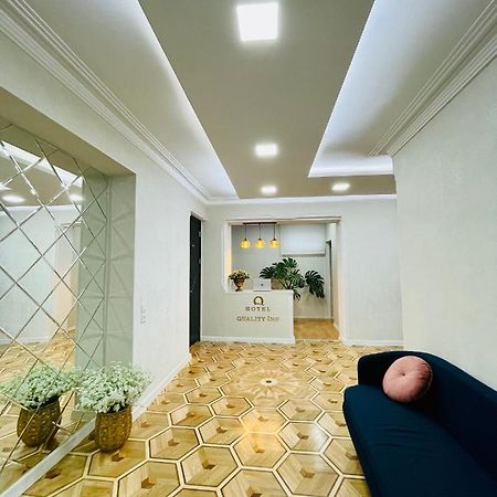 Quality Inn Тбилиси Экстерьер фото