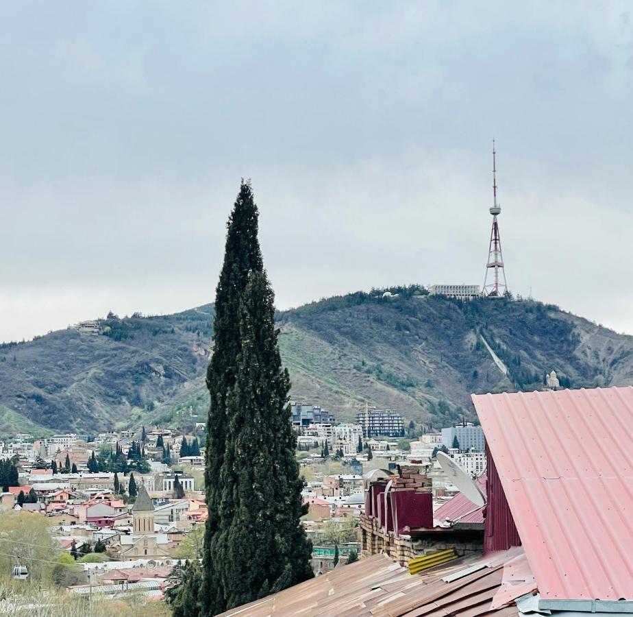 Quality Inn Тбилиси Экстерьер фото