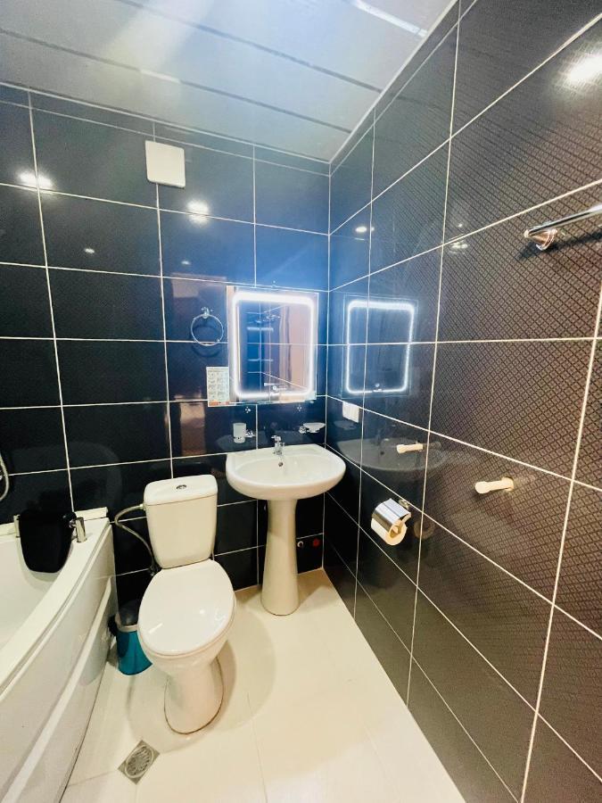 Quality Inn Тбилиси Экстерьер фото