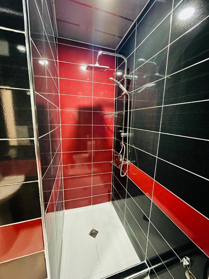 Quality Inn Тбилиси Экстерьер фото
