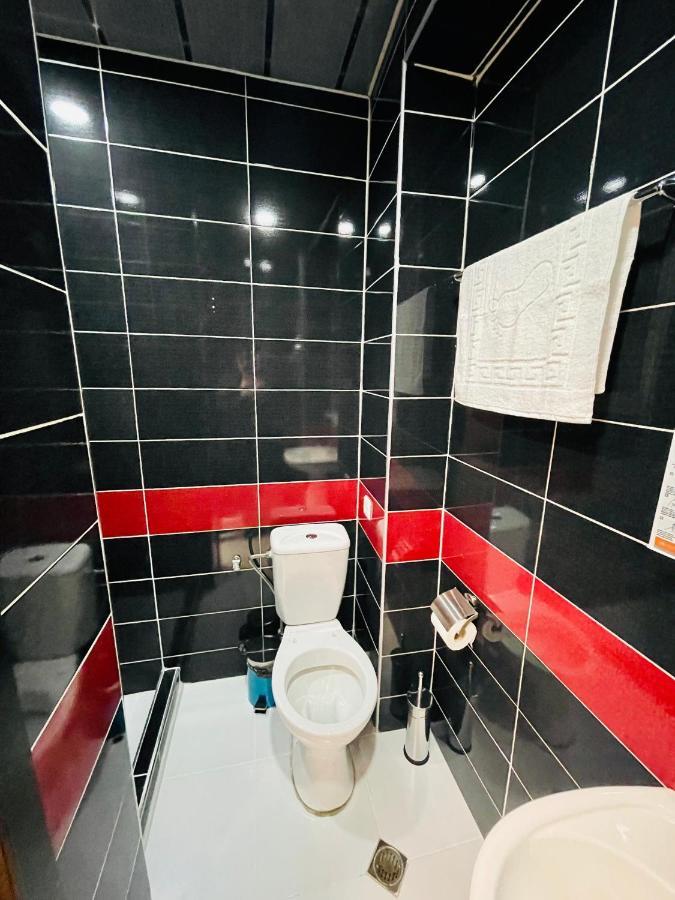 Quality Inn Тбилиси Экстерьер фото