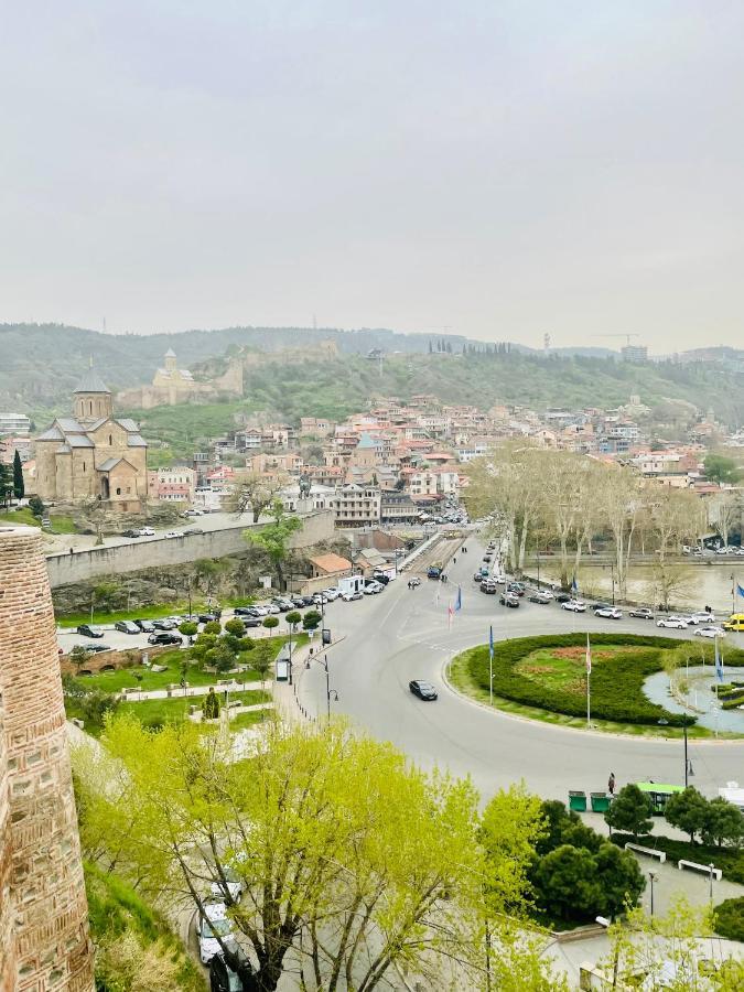 Quality Inn Тбилиси Экстерьер фото